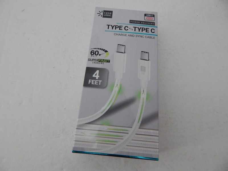 Case Logic Universal USB-C to USB-C Charge & Sync Cable 4 Feet White New
