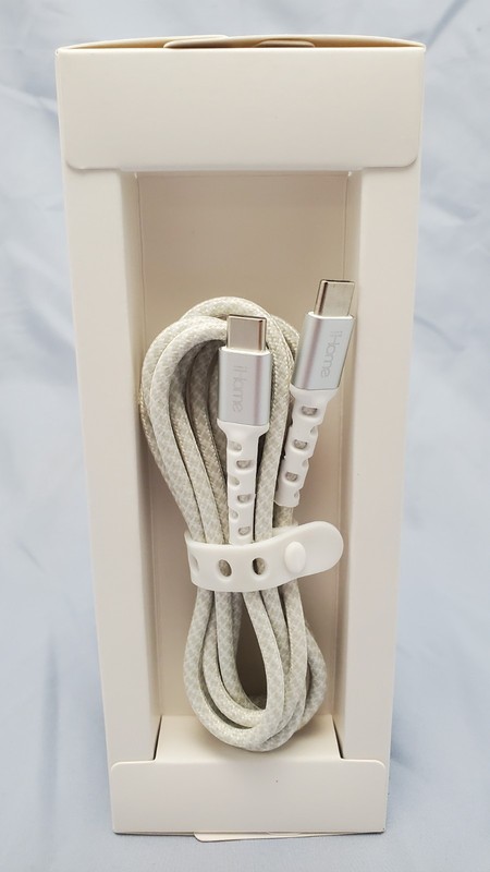 iHome 6ft Durastain USB Type-C To USB Type-C Cable gallery