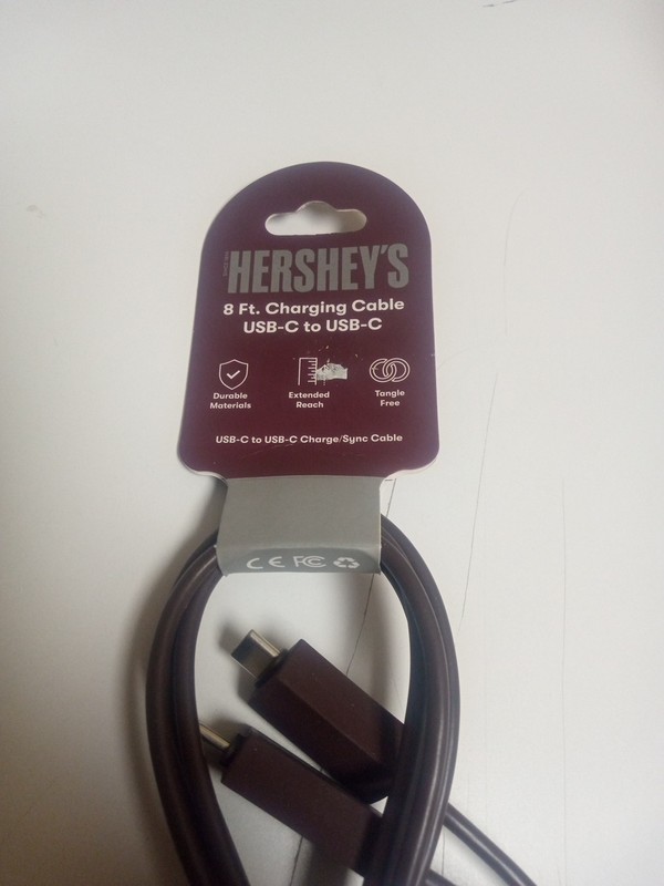 Hershey’s 8 ft USB C To USB C Charging Cable : Hershey Official License Product