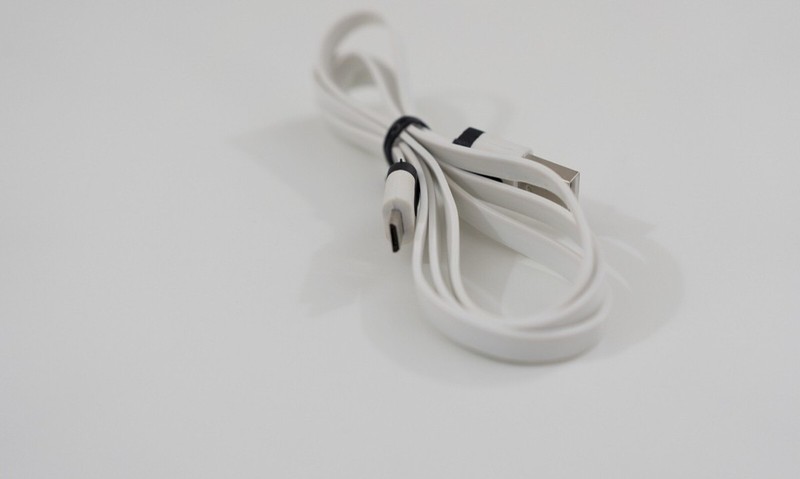 MICRO USB CABLE AND PORT gallery