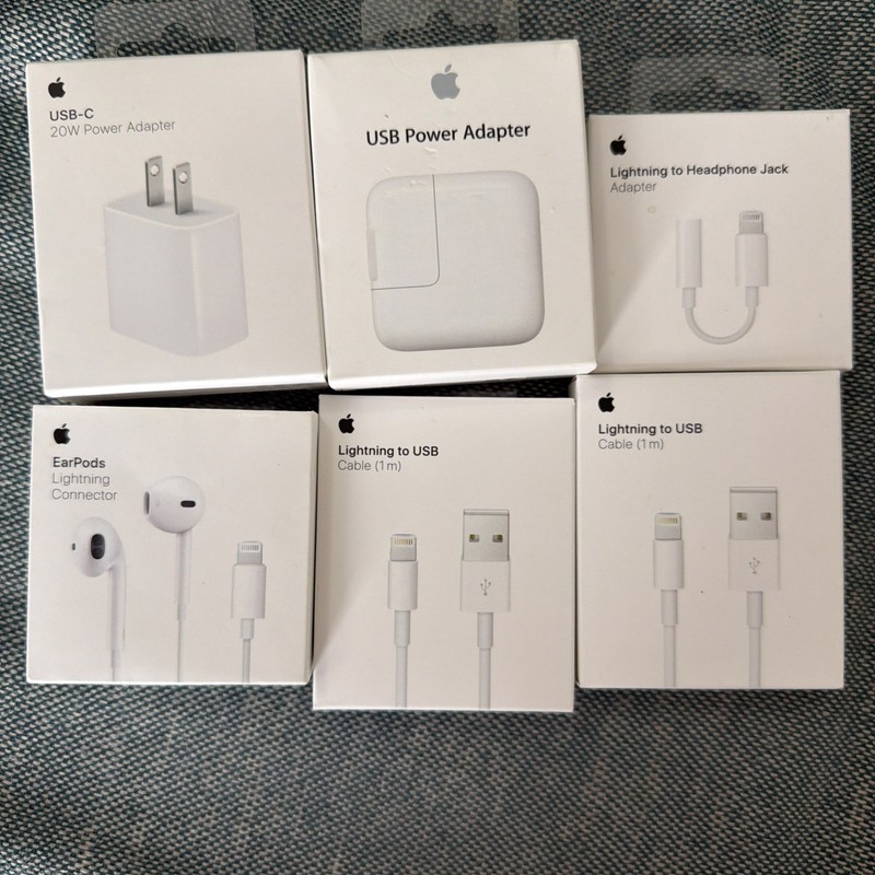 Lot Of Apple Accessories All NEW Authentic