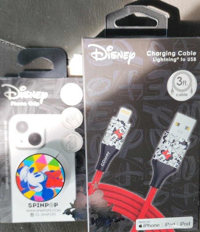 Disney Mickey & Minnie Mouse Charging Cable Lightng to USB Made for Apple.
