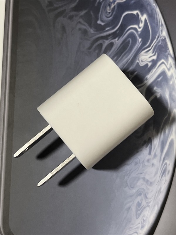 Apple 5W USB Wall Charger Cube Power Adapter for iPhone - White gallery