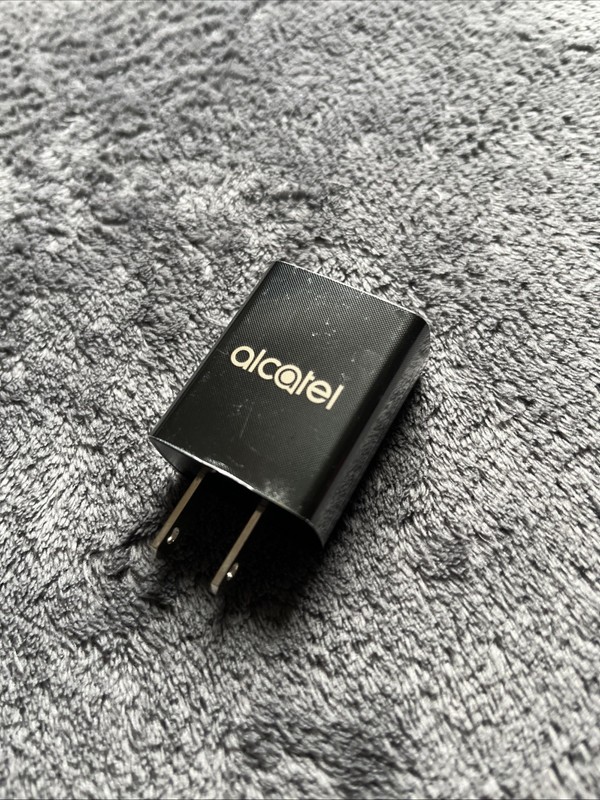 Alcatel Charging Port USB Charging Block Cable Cube Black – New