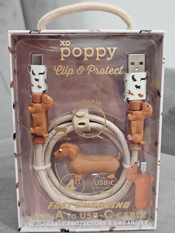 XO Poppy Dachshund Clip & Protect USB-A to USB-C Fast Charging Cable 4 FT
