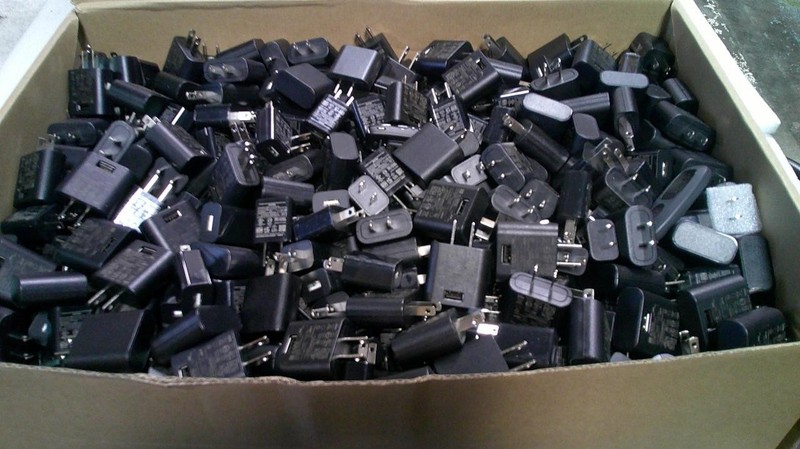 Lot of 500 New Phihong PSA05A-050QL6 5.0V 1.0A USB Wall Charger Blocks