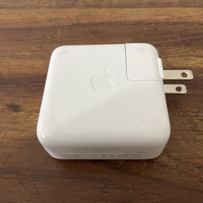 Apple 10W USB Power Adapter for iPhone iPad iPod gallery