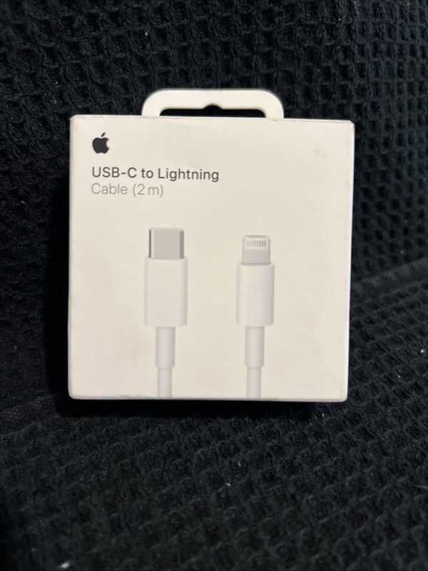 Apple USB-C to Lightning Cable 2m 6.6ft MW2R3AM/A A2441 OEM NEW IN BOX