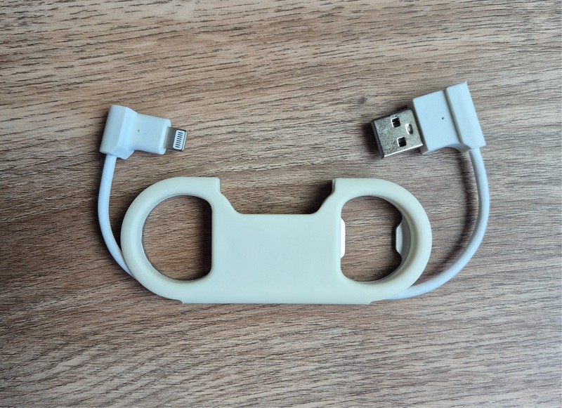 Lightning Charge And Data Cable iPhone 14 13 12 11 X SE iPad iPod Touch UNTESTED gallery