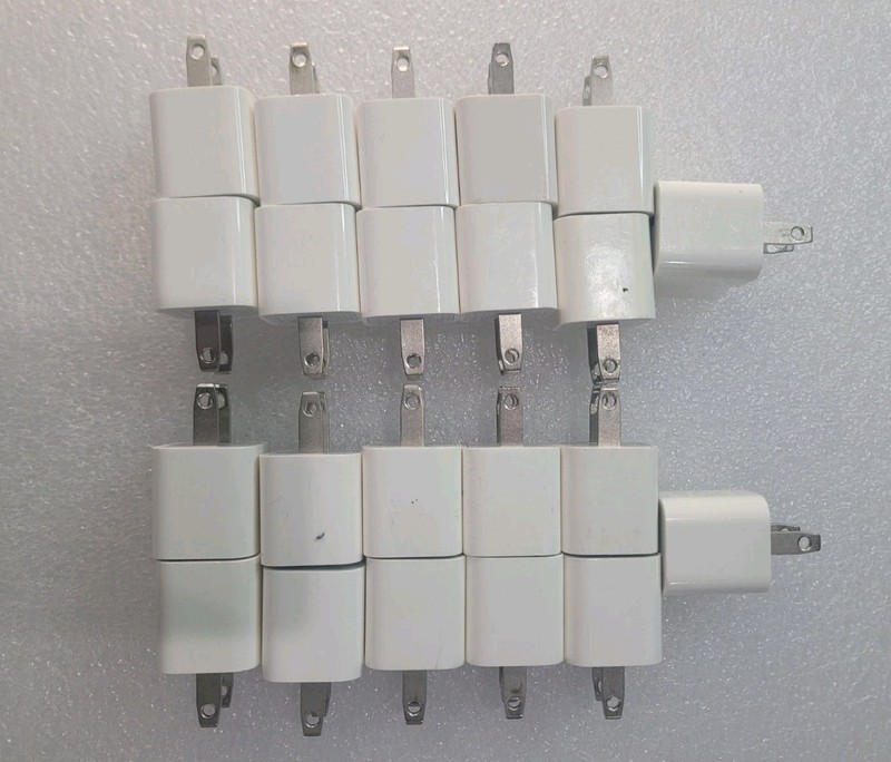 Lot Of 22 Genuine Apple 5W USB Wall Charger Power Adapters A1265 gallery