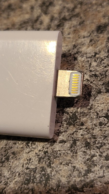 OEM Apple 30 Pin To Lightning Adapter A1468 Connector 30-PIN to HDMI A1388 (Y8) gallery