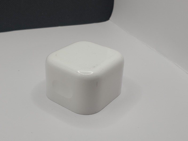 Apple 20W USB-C Power Adapter Interchangeable Plug UK Type G Fast Charger iPhone gallery