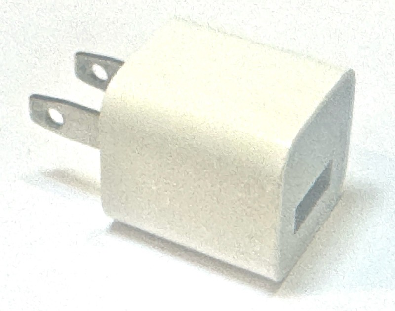 Genuine NEW Apple A1385 5W USB Travel Power Adapter Cube Only Charger iPhone/Pod
