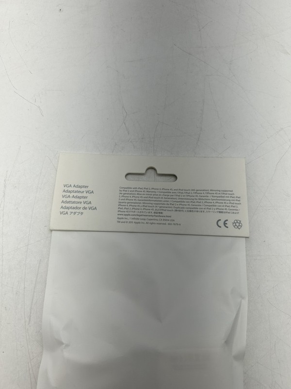 Genuine Apple 30 Pin to VGA Adapter iPad iPhone iPod Monitor MC552ZM/B A1368 gallery