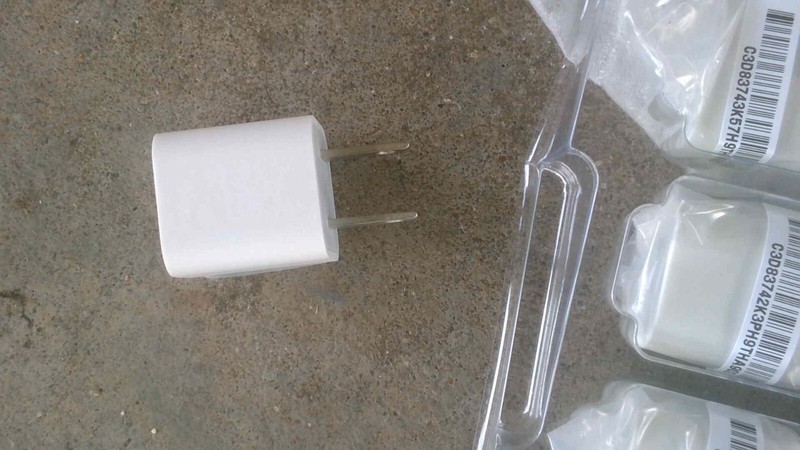Apple iPhone USB Wall Cube OEM Charger Adapter Block XS/XR/11/8+/7/6. Lot