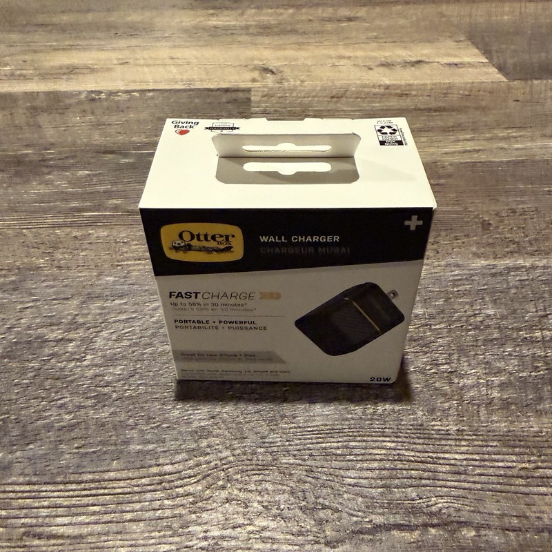 OtterBox USB-C C Fast Charge Wall Charger 20W Black APPLE SAMSUNG UNIVERSAL NEW gallery