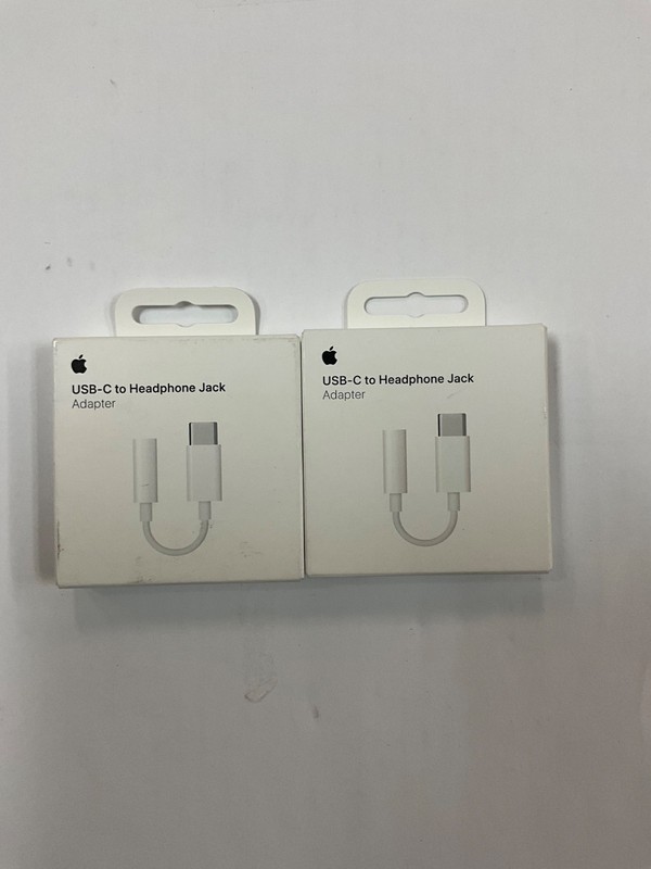 Apple (2 Pack) USB-C to Headphone Jack Adapter – 3.5 mm – A2155 – MU7E2AM/A