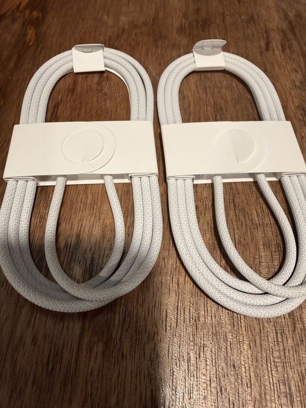 2x Apple USB-C Charging Cable OEM Fast Charge MacBook /iPad Pro Air/Iphone gallery