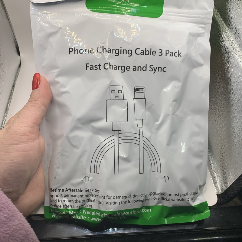 New in Sealed Package Naoeleii 3 Pack iPhone Fast Charge and Sync Charging Cable
