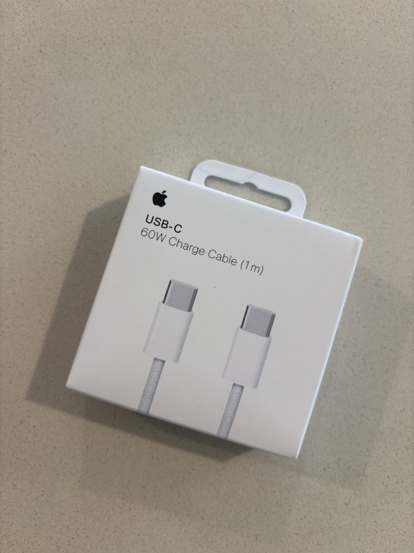 OEM Apple USB-C 60W Charge Cable (1 m) BRAND-NEW – UNOPENED MASTER CARTON