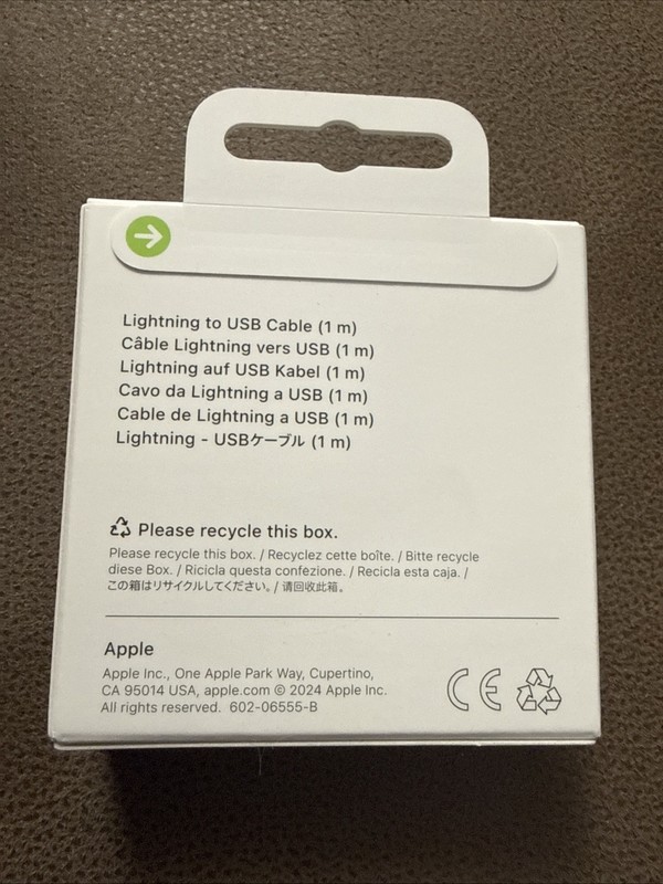 Apple Lightning to USB Cable 1m (3.3ft) Genuine Original iPhone Charger Cord gallery