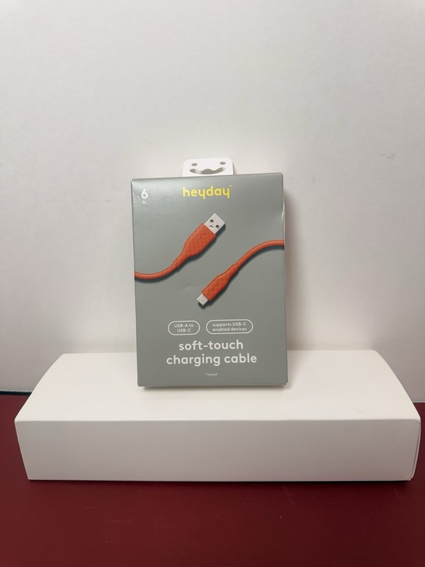 Heyday 6ft USB-A to USB-C Cable – Coral Orange