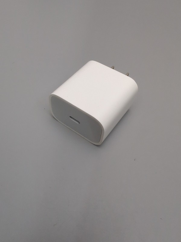 Apple MUJ83ZP/A USB-C Power Adapter