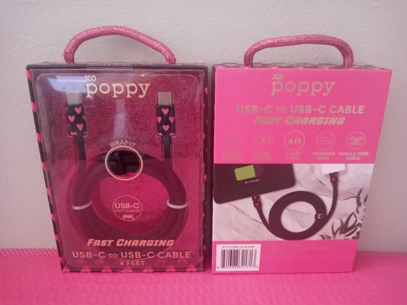 XO Poppy Fast Charging USB-C To USB-C Cable 4 Feet Black with Hearts NIB gallery