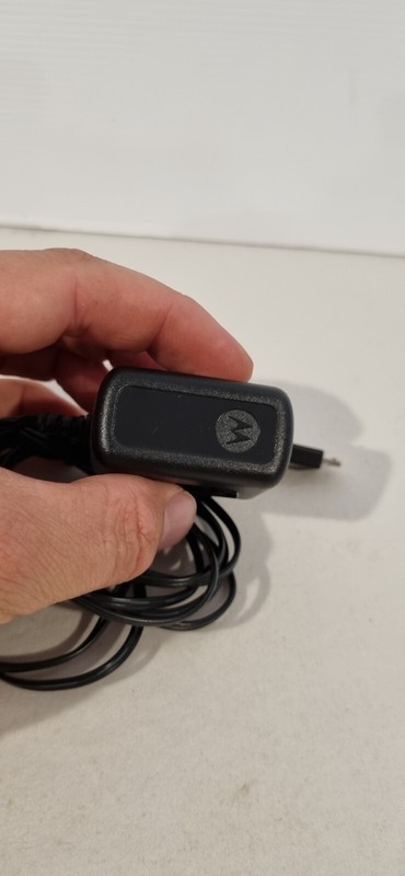 Motorola Genuine 240v AC Power Adapter 5V 550mA Model SPN5344A gallery