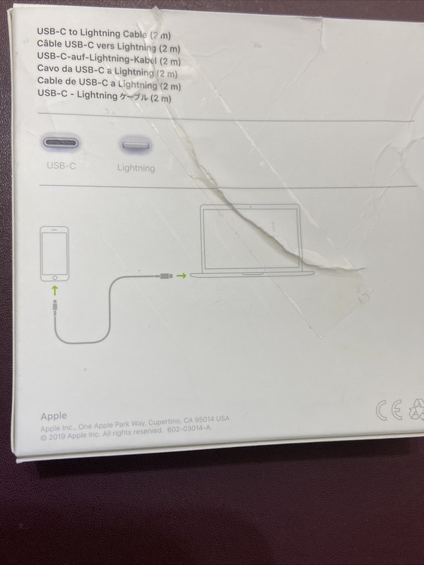 Apple Lightning Male to USB Type-C Male Cable (2 M) MKQ42AM/A Model A1702 White gallery
