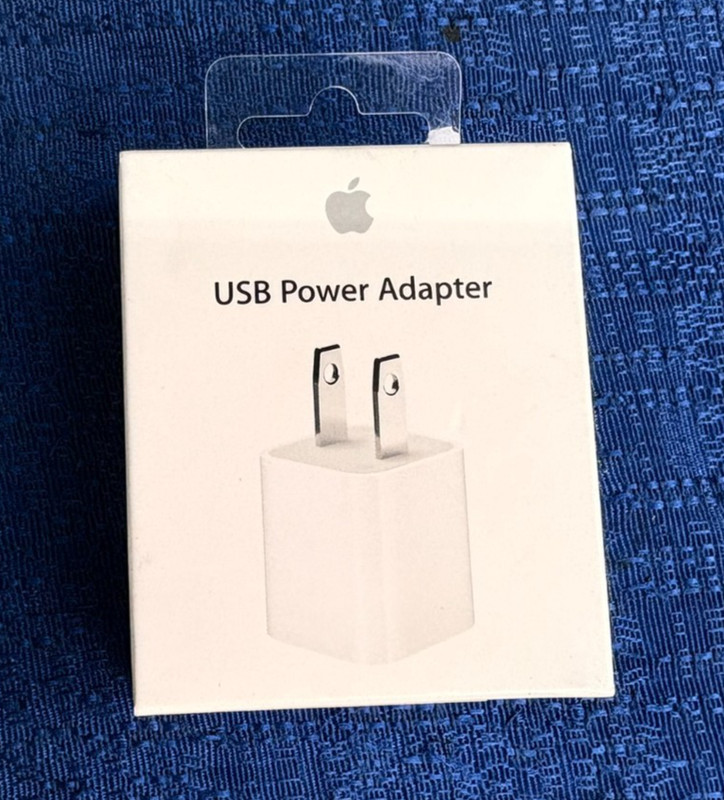 Apple Lightning 5-Watt USB Cable 1m Power Adapter gallery