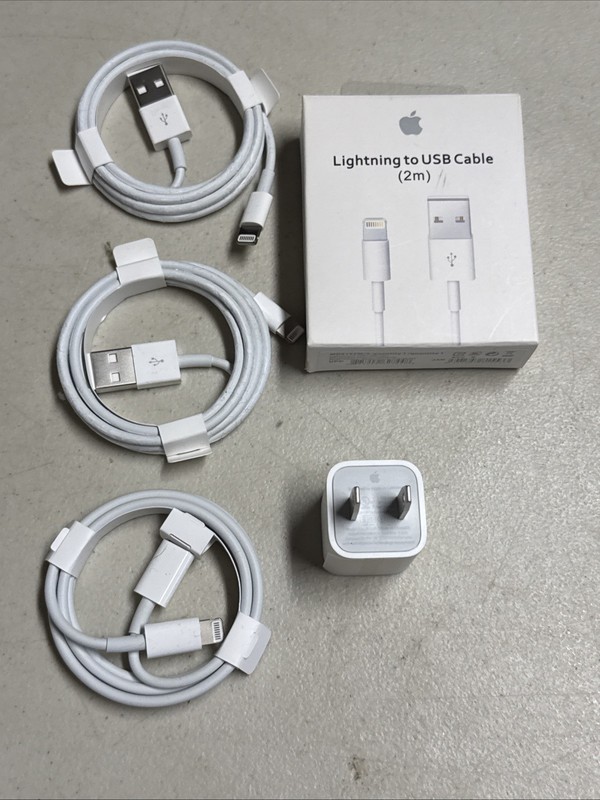 *Lot of 4* OEM Authentic Apple Lightning to USB Charging Cables New! + 1 Brick