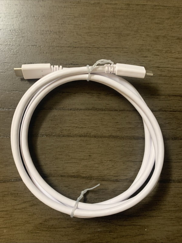 usb C to usb C cable 5ft White Color