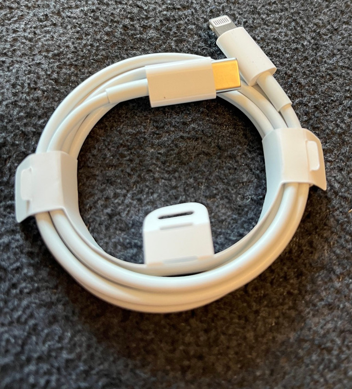 Apple USB-C to Lightning Cable (41") - Charging Cable - New No Box - Unused gallery