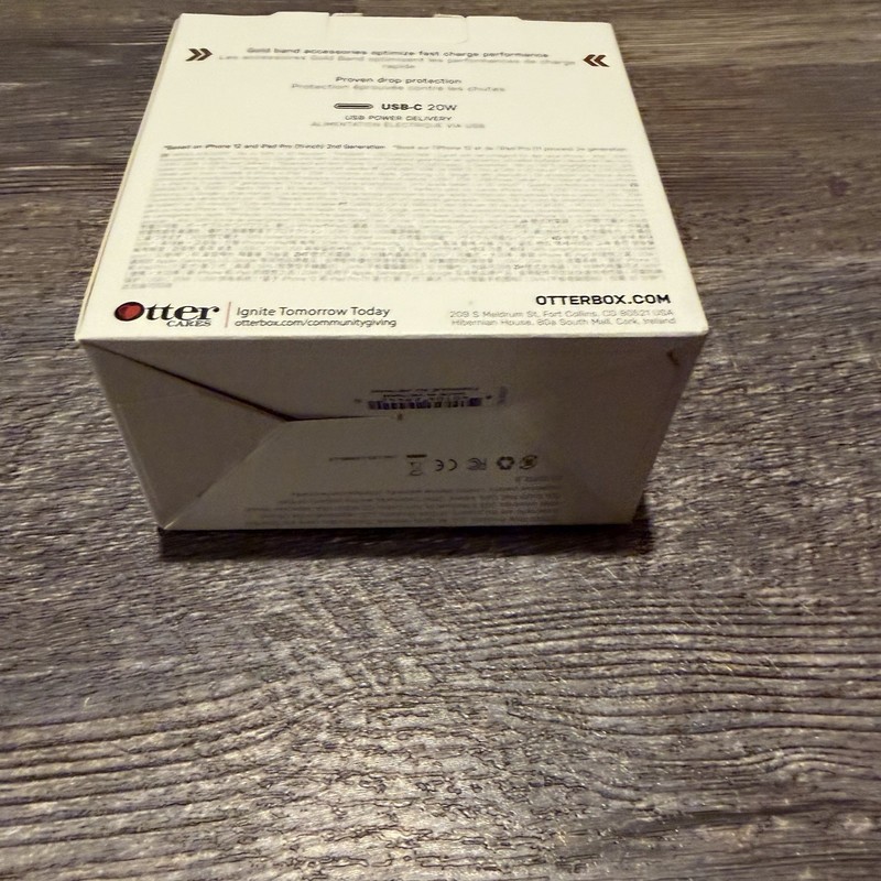 OtterBox USB-C C Fast Charge Wall Charger 20W Black APPLE SAMSUNG UNIVERSAL NEW gallery