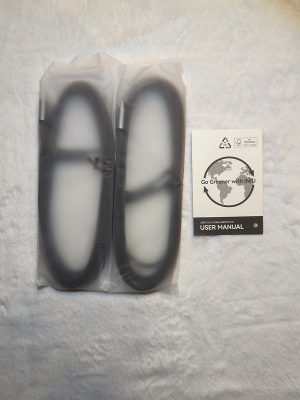 The INIU DI-D7CC SwooshCord 240W USB-C to USB-C Cable (2-Pack) Black Cords gallery
