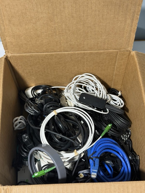 Lot 50+ premium cables USB A/C Hubs PC POWER CAT6 ethernet CHARGING MOBILE Etc. gallery
