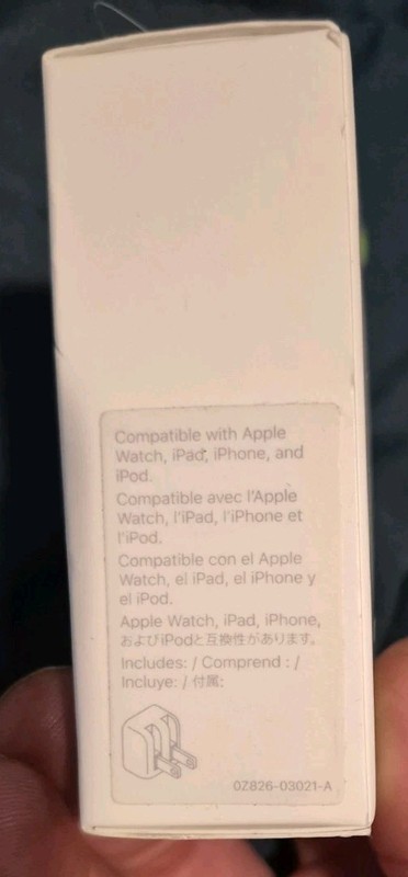 Apple (MD836LL/A) 12W USB Power Adapter White New gallery