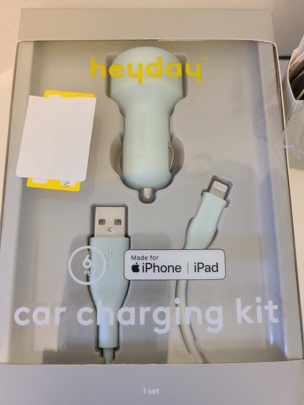 Heyday Car Charging Kit 2-Port 3.1A Charger w/6′ LTNG to USB-A Cable, Light Aqua
