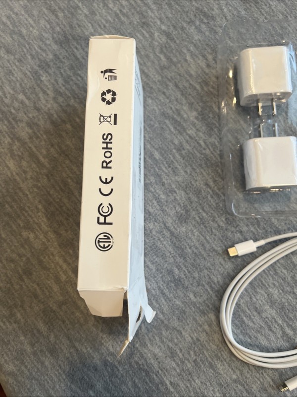Feels2Nice USB-C Quick Cables & Block Chargers 2Pk For iPhone 14 & Below New Box gallery