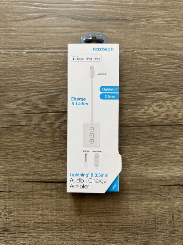 Naztech 3.5mm Audio + Charge Adapter with Lightning Connector MFi-Certified NEW