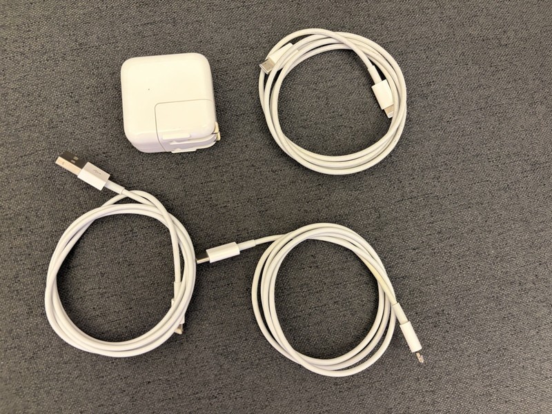 Lightning Chargers 2x USB C To lightning, 1x USB A To Lightning, 1x USB A Charge