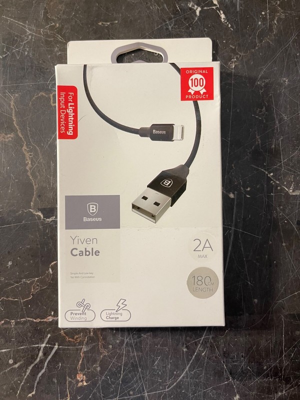Yiven Lightening to USB Camera Cable