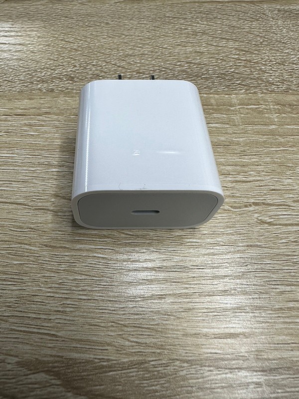 20W PD USB-C Type-C Fast Charger Adapter for iPhone 14/13/12/11/ProMax gallery