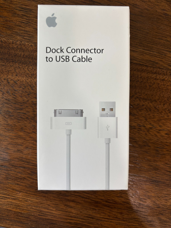 Apple MA591G/B to USB Cable brand new