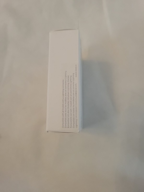 Apple 2m Lightning to USB Charging Cable A1510 – White