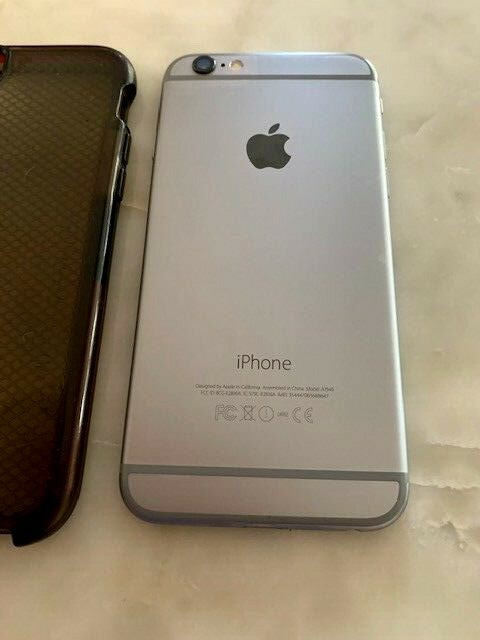 APPLE iPHONE 6 EXCEPTIONAL CONDITION, PROTECTIVE SLEEVE & CHARGER 16GB, SILVER gallery