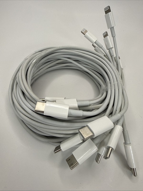Apple USB-C to Lightning Data Sync Charging Cable 1m A2561 – Lot of 10