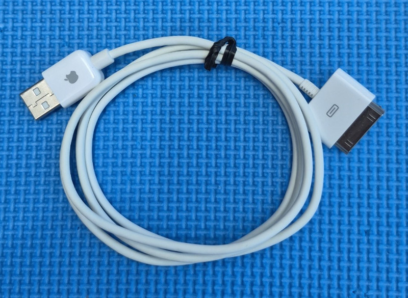 APPLE ORIGINAL USB ➔30-pin IPOD iPhone iPad Shuffle Nano cable 591-0222 M9569G/B