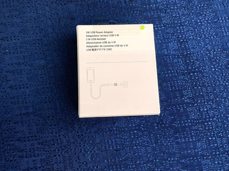 Apple Lightning 5-Watt USB Cable 1m Power Adapter gallery